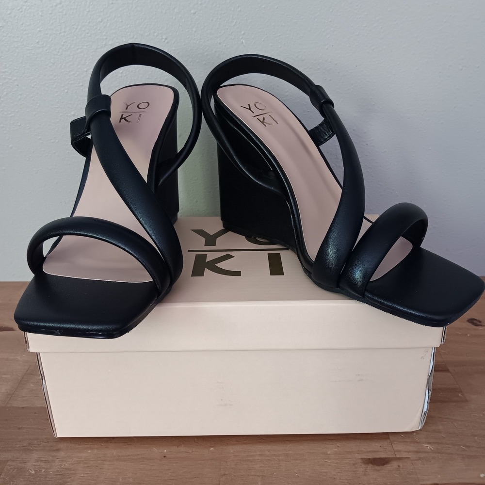 Yoki Camira-13 Wedge Sandals Womens 8 Black Strappy Square Toe Heels
